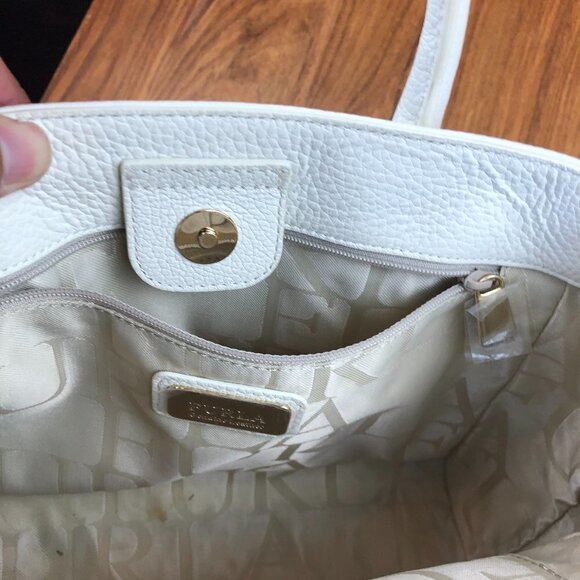 Furla White Leather Bag 🤍 - Picture 4 of 11